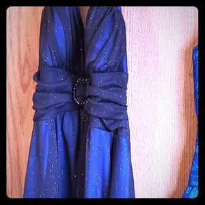 Dark blue sparkle dress with center brooch